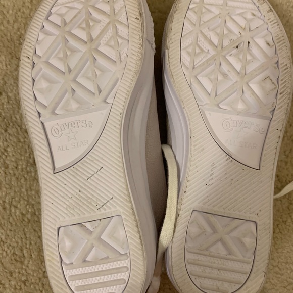 TAN CONVERSE SNEAKERS SIZE 7 - Picture 4 of 6